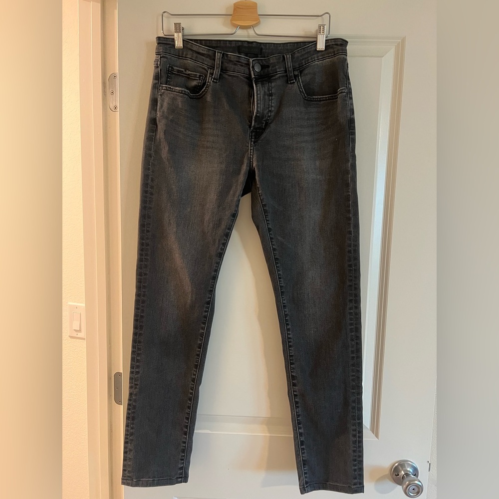 Uniqlo Men's Dark Gray Straight Jeans